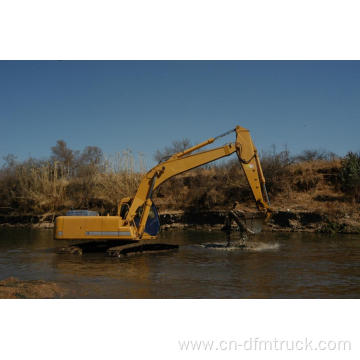 Heavy duty crawler excavator